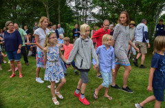 073-1.jpg-nggid03648-ngg0dyn-240x160x100-00f0w010c010r110f110r010t010