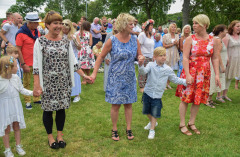 075-1.jpg-nggid03650-ngg0dyn-240x160x100-00f0w010c010r110f110r010t010