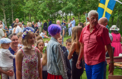 116-1.jpg-nggid03690-ngg0dyn-240x160x100-00f0w010c010r110f110r010t010