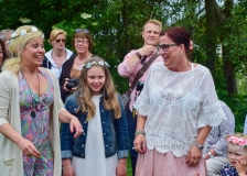 041-1.jpg-nggid03625-ngg0dyn-240x160x100-00f0w010c010r110f110r010t010