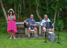 070-1.jpg-nggid03645-ngg0dyn-240x160x100-00f0w010c010r110f110r010t010